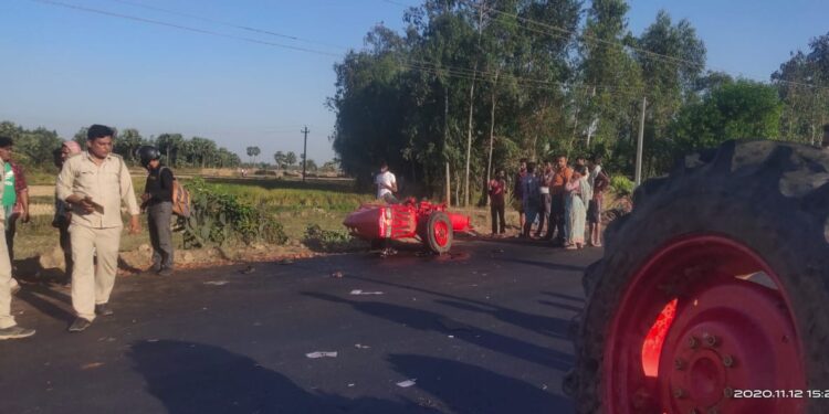 ভাতারে লরি-ট্রাক্টর সংঘর্ষ,জখম ট্রাক্টর চালকসহ ৩