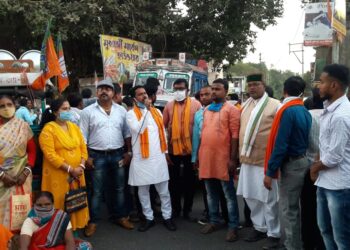 রাজ্য সভাপতির উপর হামলার প্রতিবাদে কালনায় পথ অবরোধ বিজেপির