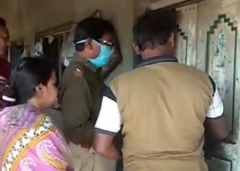 শীতের রাতে  চুরির ঘটনায় চাঞ্চল্য কালনার মাঝেরগ্রামে