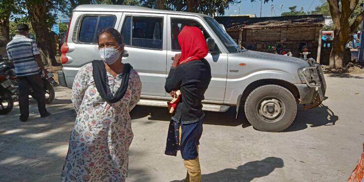 ভাতারে নবম শ্রেনীর ছাত্রীকে লুকিয়ে বিয়ে,রুখল প্রশাসন