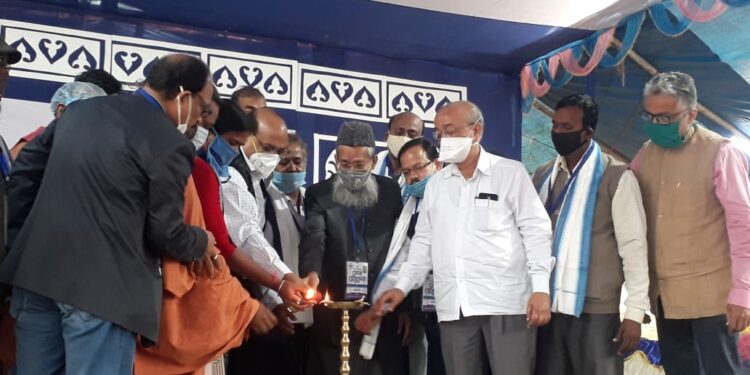 কাটোয়ায় চতুর্থ জেলা বইমেলার উদ্বোধনে রাজ্যের গ্রন্থাগার মন্ত্রী