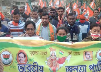 নন্দীগ্রামে ‘আর নয় অন্যায়’ কর্মসূচিতে মানুষের ঢল