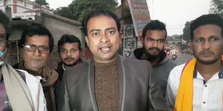 মমতা বন্দ্যোপাধ্যায়কে ‘পাগল মুখ্যমন্ত্রী’ বলে কটাক্ষ বিজেপি নেতা মহুর আলি মল্লিকের