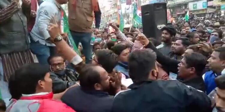 বঙ্গধ্বনি যাত্রা শেষে চুড়ান্ত বিশৃঙ্খলা বর্ধমান শহরে