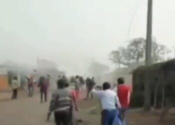 বারাবনিতে বিজেপির মিছিল লক্ষ্য করে বোমাবাজি ও গুলি চালানোর অভিযোগ