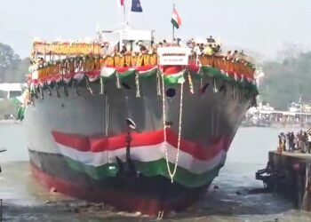 নৌবাহিনীর হাতে নীলগিরি শ্রেনীর রনতরী তুলে দিতে চলেছে জিআরএসই