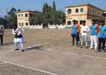 আইপিএলের ধাঁচে ক্রিকেট লিগ  দাঁইহাটে
