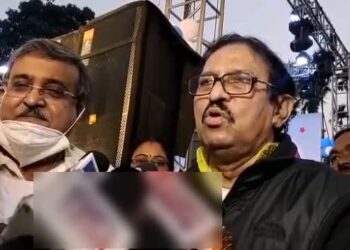 “মন্ত্রীত্ব ছাড়লেও দল ছাড়বেন না রাজীব” আর্জি স্পিকারের