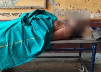 ঝড়খালি হেড়োভাঙ্গা নদীতে পর্যটকদের বোট উল্টে মৃত ১,নিখোঁজ ১