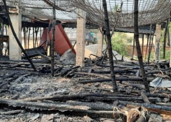 কেতুগ্রামে ভয়াবহ অগ্নিকাণ্ডে ভস্মীভূত ৮ বাড়ি