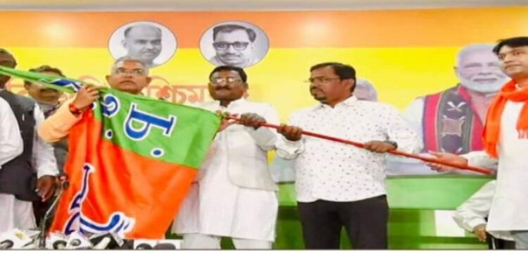 মঙ্গলকোটের বাম নেতার যোগদানে চাঙ্গা গেরুয়া শিবির