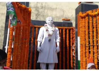 কাটোয়ায় কংগ্রেস নেতার স্মৃতিতে স্মরণসভা ও রক্তদান শিবির তৃণমূলের