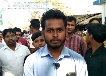 মুর্শিদাবাদে বিএসএফের মারে গ্রামবাসীর মৃত্যুর অভিযোগ,পথ অবরোধ