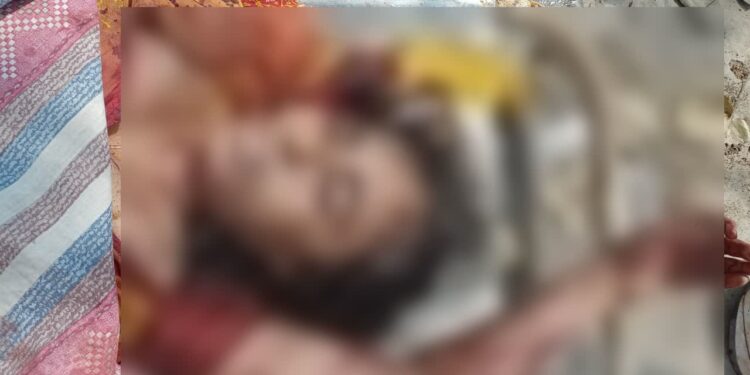 কেতুগ্রামে মহিলার নগ্ন রক্তাক্ত দেহ উদ্ধার