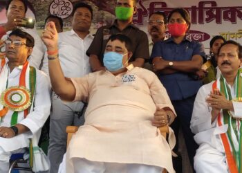 ‘সেন্ট্রাল ফোর্স বিজেপিকে ভোট দেওয়ার জন্য বলতে পারে’,আশঙ্কা প্রকাশ অনুব্রতর