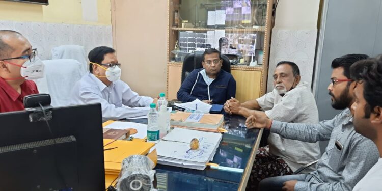 কাটোয়া হাসপাতাল চত্বরে গাছতলায় প্রসুতির সন্তান প্রসবের ঘটনা,তদন্তে স্বাস্থ্য দপ্তর