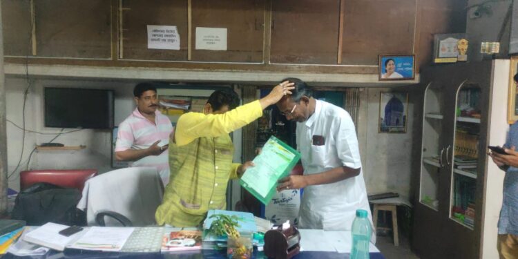 ভোটের মুখে ব্লক সভাপতি বদলের জের, লন্ডভন্ড জামালপুর বিধানসভার তৃণমূল শিবির