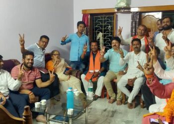 কাটোয়ায় সাত প্রার্থীকে নিয়ে বিশেষ বৈঠকে বিজেপির কেন্দ্রীয় প্রতিনিধি দল