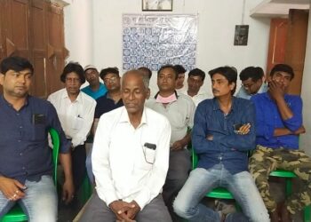 ভোটের মুখেই দলের ব্লক সভাপতির বিরুদ্ধে বিদ্রোহ ঘোষণা রায়নার তৃণমূলের জনপ্রতিনিধিদের