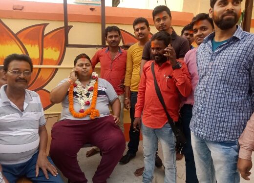ভাতারে বিজেপি প্রার্থীকে নিয়ে উচ্ছ্বাসে মাতল কর্মী সমর্থকরা