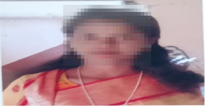 স্কুলে যাওয়ার নাম করে বেড়িয়ে নিখোঁজ কিশোরী