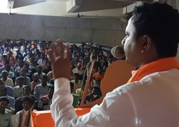 কাটোয়া বিধানসভার জয় নিশ্চিত করতে বুথ কর্মীদের ঝাঁপিয়ে পড়ার নির্দেশ বিজেপির জেলা সভাপতির