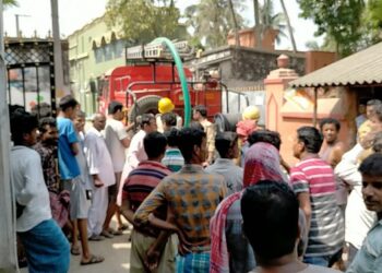 কাটোয়ার শ্রীখন্ডে ডাকঘরে অগ্নিকাণ্ড, চাঞ্চল্য এলাকায়