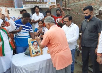 “যারা শীতলকুচি নিয়ে পড়ে আছে তারা আসলে ভোটে হেরে গেছে”  :  দিলীপ ঘোষ