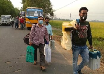 পঞ্চম দফায় দূর্গ দখলে রাখার লড়াই তৃণমূলের,পূর্ব বর্ধমান জেলায় নির্বিঘ্নে ভোট প্রক্রিয়া সম্পন্ন করতে অতি সতর্ক কমিশন