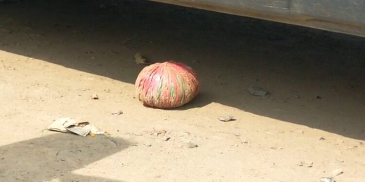 মালদার জোড়গাছি এলাকায় ৪ তাজা বোমা উদ্ধার