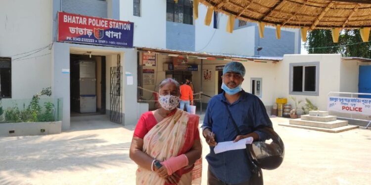 ভাতারে বিজেপি কর্মীর বাড়িতে সদলবলে চড়াও হয়ে হুমকি দেওয়ার অভিযোগ পঞ্চায়েত প্রধানের বিরুদ্ধে