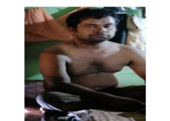 বৃদ্ধ বাবাকে প্রাণে মারার অভিযোগে গ্রেফতার ছেলে