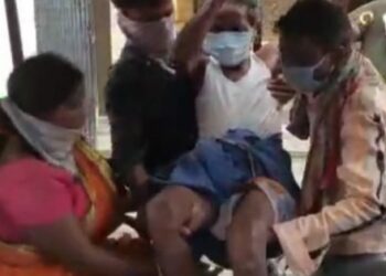 স্বাস্থ্যসাথী কার্ড দেখে রোগীকে ভর্তি করার পরে মোটা টাকার দাবি !  নার্সিংহোম কর্তৃপক্ষের বিরুদ্ধে অভিযোগ দায়ের