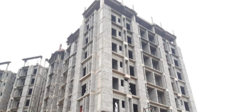 বর্ধমান শহরে অবৈধ ভাবে তৈরি হওয়া বাড়ি ভাঙতে তৎপর হল পৌরসভা