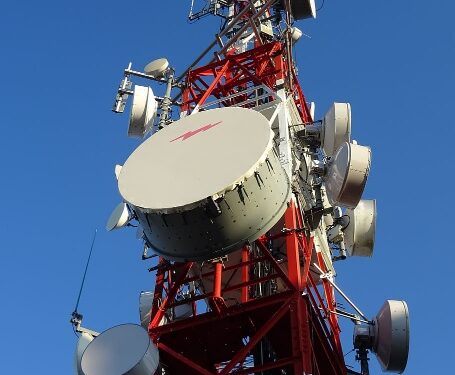 বর্ধমানে জমিতে মোবাইল টাওয়ার বসানোর প্রতিশ্রুতি দিয়ে ১২ লক্ষাধিক টাকা প্রতারণার অভিযোগ