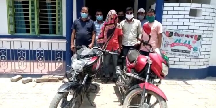 মালদহে ধৃত বাইক চুরি চক্রের পান্ডা, উদ্ধার ২ চোরাই বাইক