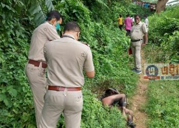 বর্ধমানের কাঞ্চননগরে অজ্ঞাত পরিচয় মহিলার আধপোড়া মৃতদেহ উদ্ধার, চাঞ্চল্য এলাকায়