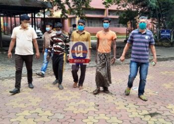 কেতুগ্রামে চোলাই মদ তৈরির উপকরনসহ ধৃত ৩