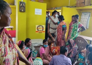 ভাতারের সাহেবগঞ্জ-২ পঞ্চায়েতে বিক্ষোভ গ্রামবাসীদের,উন্নয়নমূলক কাজ নিয়ে অসন্তোষের জের