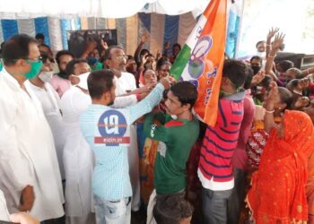 বিজেপির ‘শহীদ শ্রদ্ধাঞ্জলী’ দিবসের দিনেই জামালপুরে গেরুয়া শিবিরে বড়সড় ভাঙন ধরালো তৃণমূল