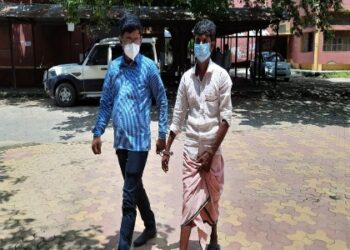 মঙ্গলকোটে সাবমার্সিবল পাম্পের বৈদ্যুতিক সরঞ্জাম চুরির অভিযোগে ধৃত ১