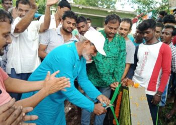 দীর্ঘ সাড়ে চার দশক পর দাবিপূরণ, ভাতারের বেলডাঙ্গা গ্রামে শুরু হল রাস্তা নির্মানের কাজ