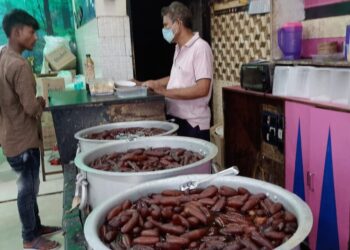 ভার্চুয়ালি হবে  তৃণমূলের ২১ জুলাইয়ের শহীদ স্মরণ, হতাশ শক্তিগড়ের ল্যাংচা ব্যাবসায়ীরা