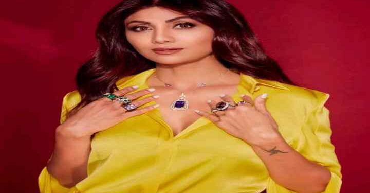 পর্ণোগ্রাফি মামলা : শিল্পা শেট্টিকে জিজ্ঞাসাবাদ শুরু করল মুম্বই পুলিশের ক্রাইম ব্রাঞ্চ