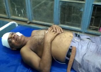 বীরভূমের হেতমপুর জঙ্গলে পুলিশ শেডের কাছেই ব্যাবসায়ীকে মারধর করে লুটপাট দুষ্কৃতিদের