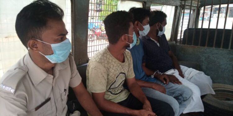 করোনা বিধিভঙ্গ, মঙ্গলকোটে গ্রেফতার ৫