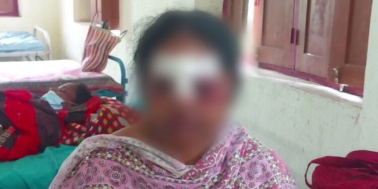 বাঁকুড়ার পুখুরিয়া উপস্বাস্থ্য কেন্দ্রের কর্মীকে জঙ্গলে নিয়ে গিয়ে ধর্ষনের চেষ্টা ! গ্রেফতার ২ যুবক