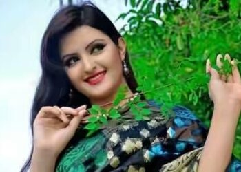 ডলিউড অভিনেত্রী পরী মনিকে আটক করল র‍্যাব, বাড়িতে বেআইনিভাবে  মদ রাখার অভিযোগ