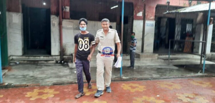 নিখোঁজ মহিলাকে নিয়ে সোশ্যাল মিডিয়ায় আপত্তিকর মন্তব্য ! যুবককে গ্রেফতার করল কাটোয়া থানার পুলিশ