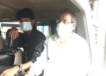 কিশোরীকে অপহরনের ঘটনায় গ্রেপ্তার এক বৃদ্ধসহ ২